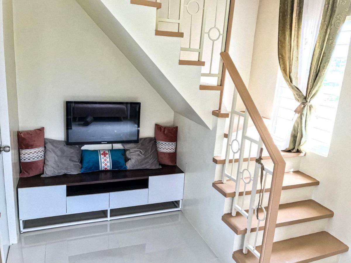 Relaxing Home At Camella Bacolod, Near Airport, Rockwell, Terminals, Famous Resto Екстер'єр фото
